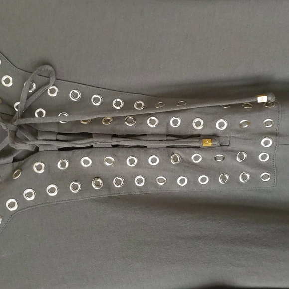 Michael Michael Kors Lace Up Grommet Open Sleeve Modal Top OX Green - Picture 4 of 16